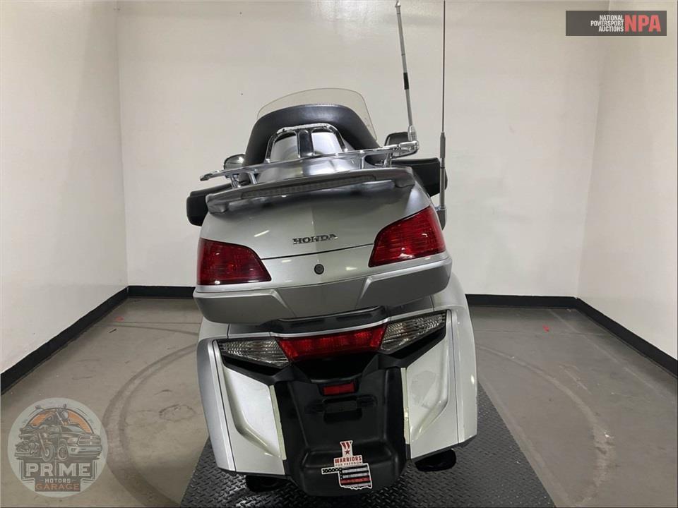 2013 Honda GL18HPMD GOLDWING — фото 4