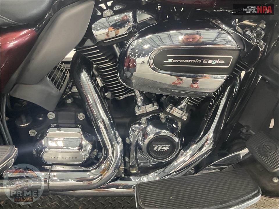 2019 Harley-Davidson FLHTCUTG TRI GLIDE ULTRA — фото 6