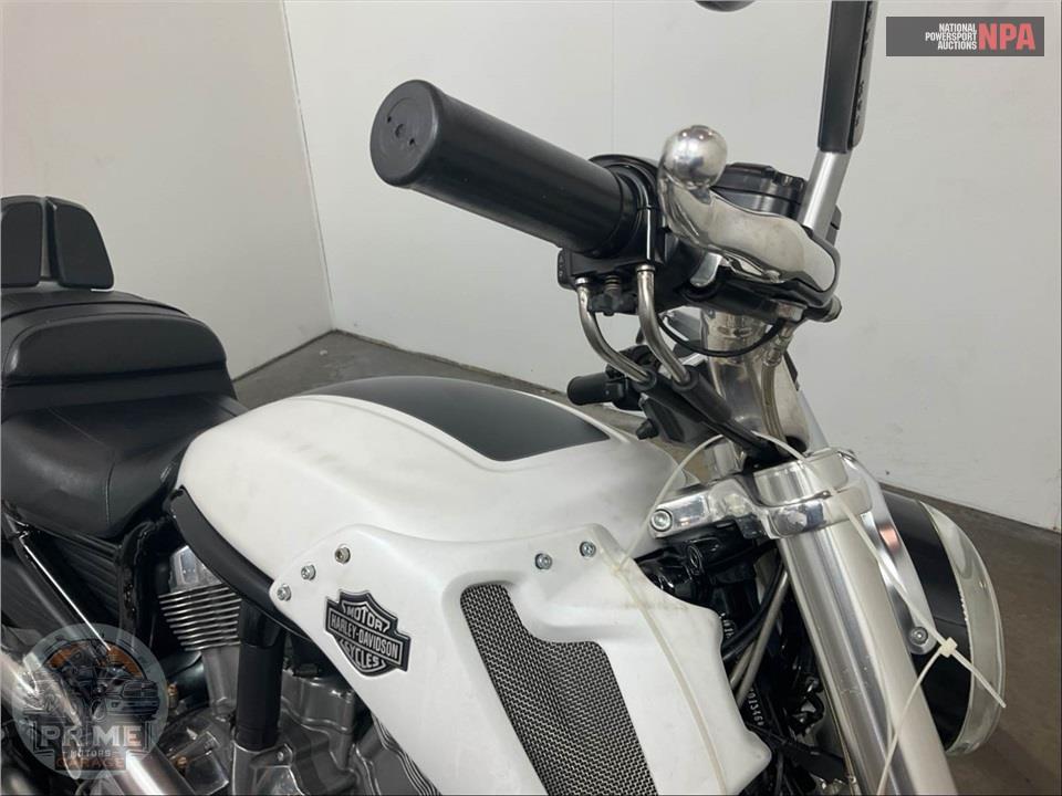 2017 Harley-Davidson VRSCF MUSCLE V-ROD — фото 19