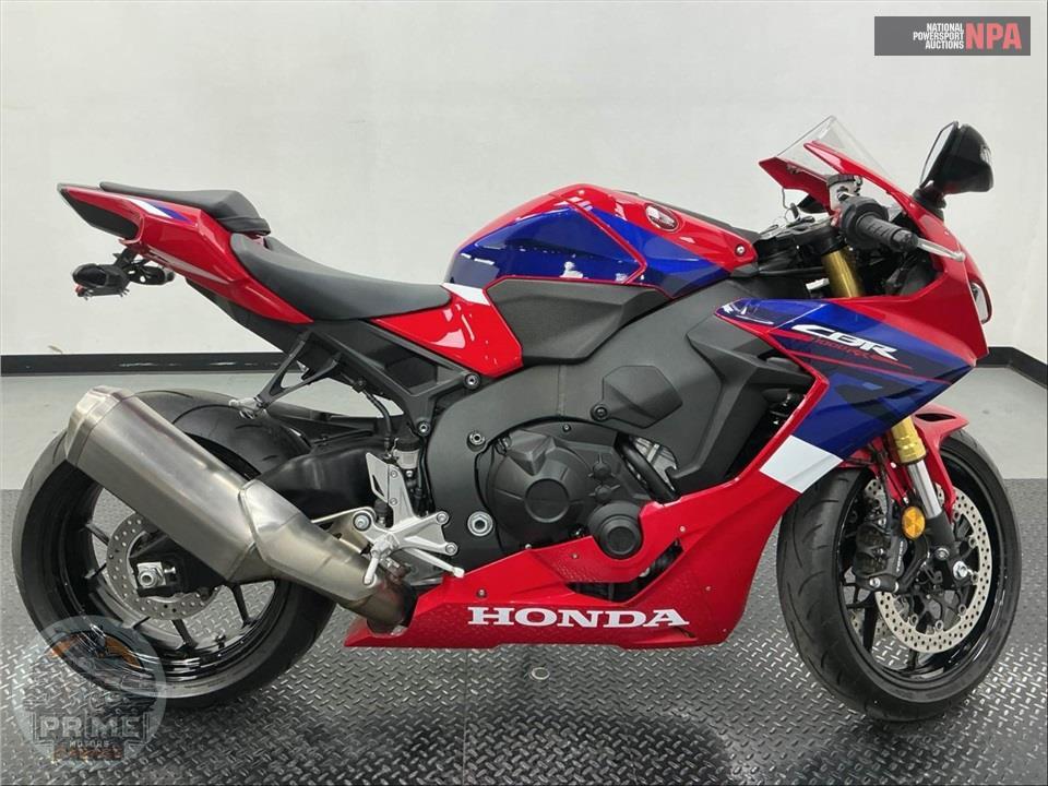 2023 Honda CBR1000RA (ABS) — фото 1