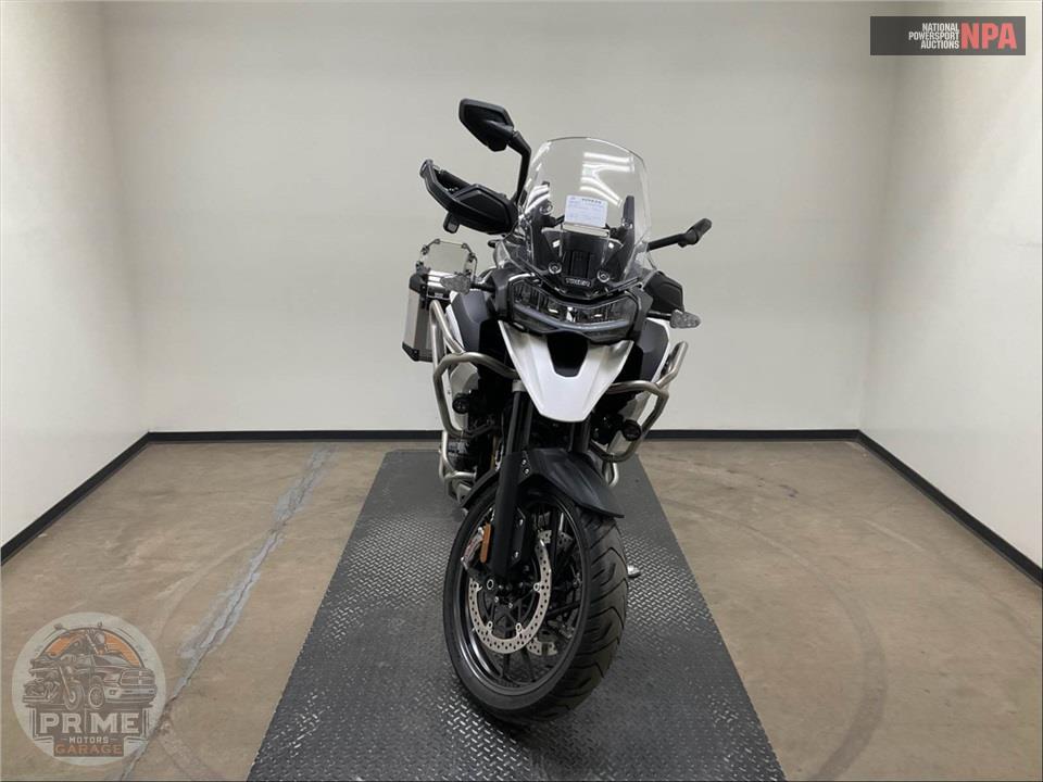 2026 Triumph TIGER 1200 ALPINE EDITION — фото 2