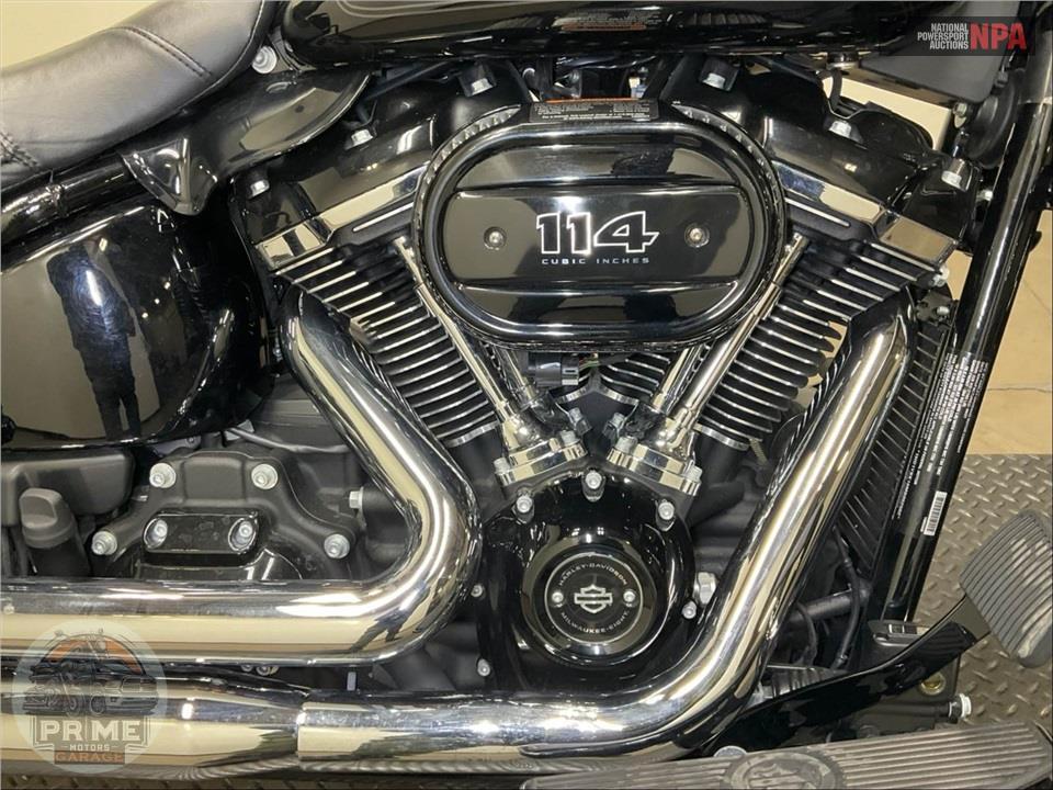 2021 Harley-Davidson FLHCS HERITAGE CLASSIC 114 — фото 6