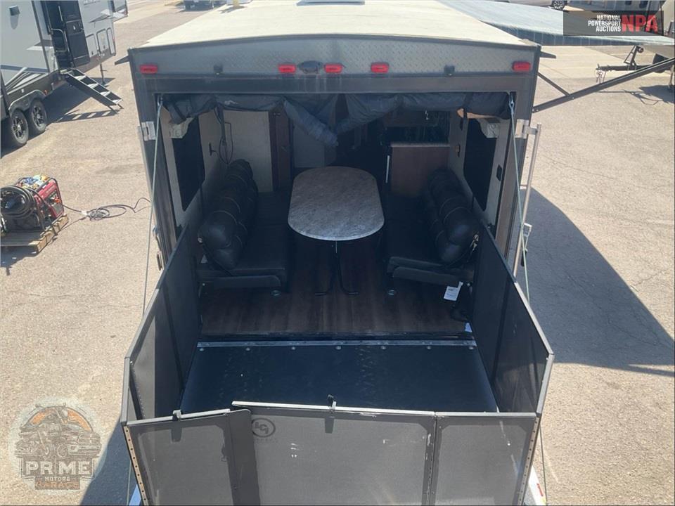 2017 Coachmen By Forest River M-22 TH - CATALINA TRAIL BLAZER TOY HAULER SERIES — фото 23