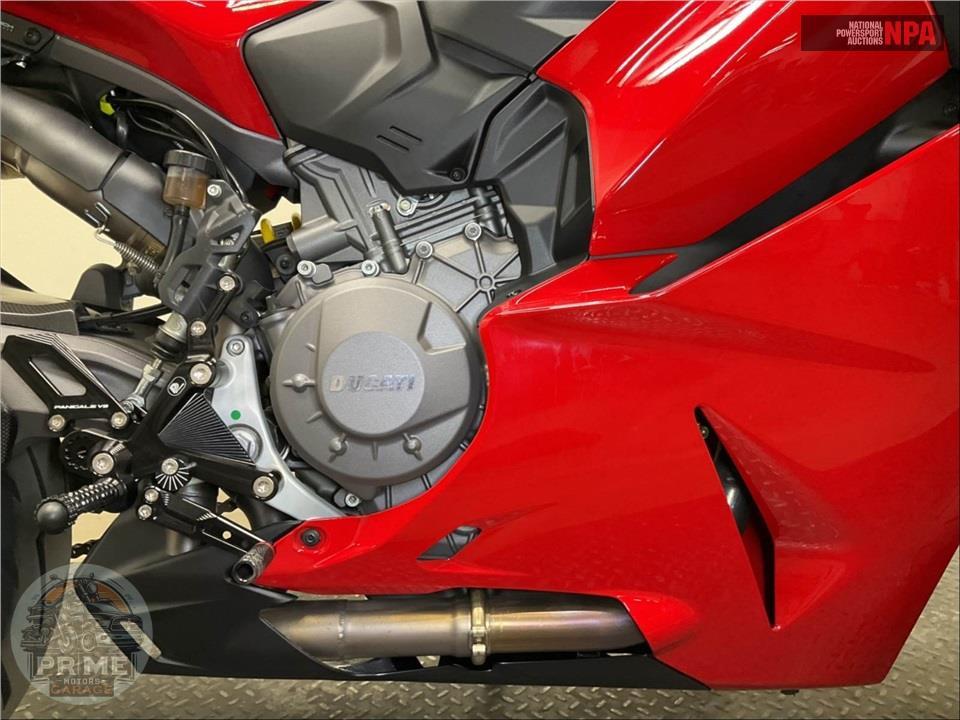 2025 Ducati PANIGALE V2 — фото 6