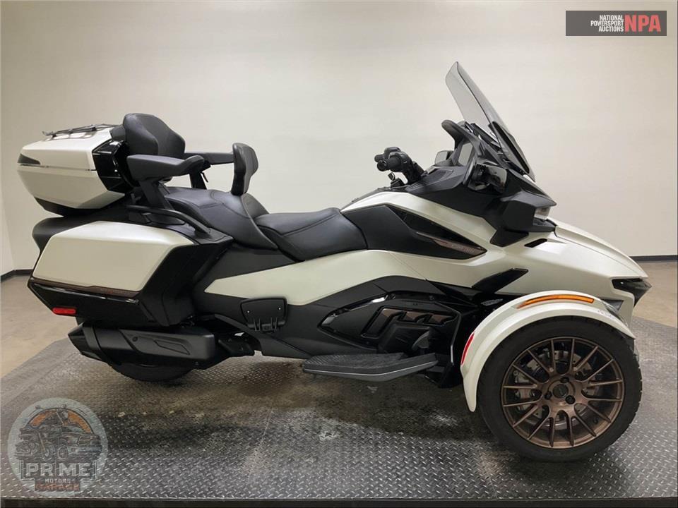 2025 Can-Am SPYDER RT SEA-TO-SKY — фото 1