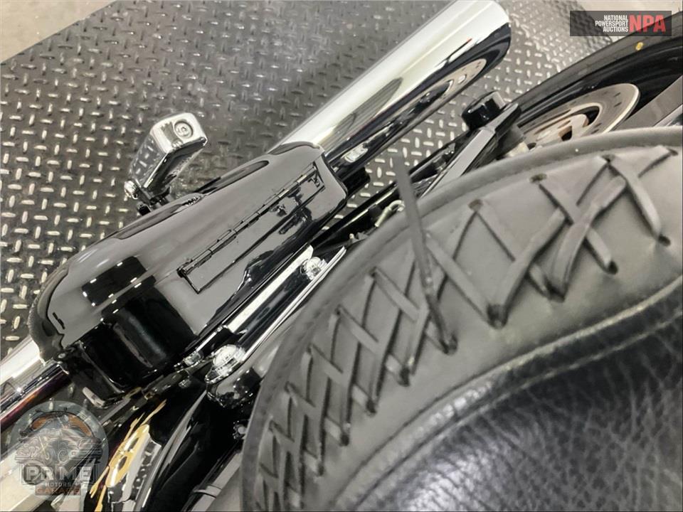 2009 Harley-Davidson FLSTSB CROSS BONES — фото 33