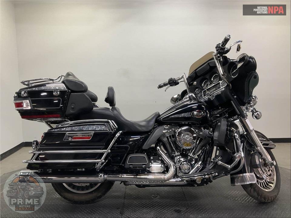 2013 Harley-Davidson FLHTCU UL CLSC EL GLIDE — фото 1