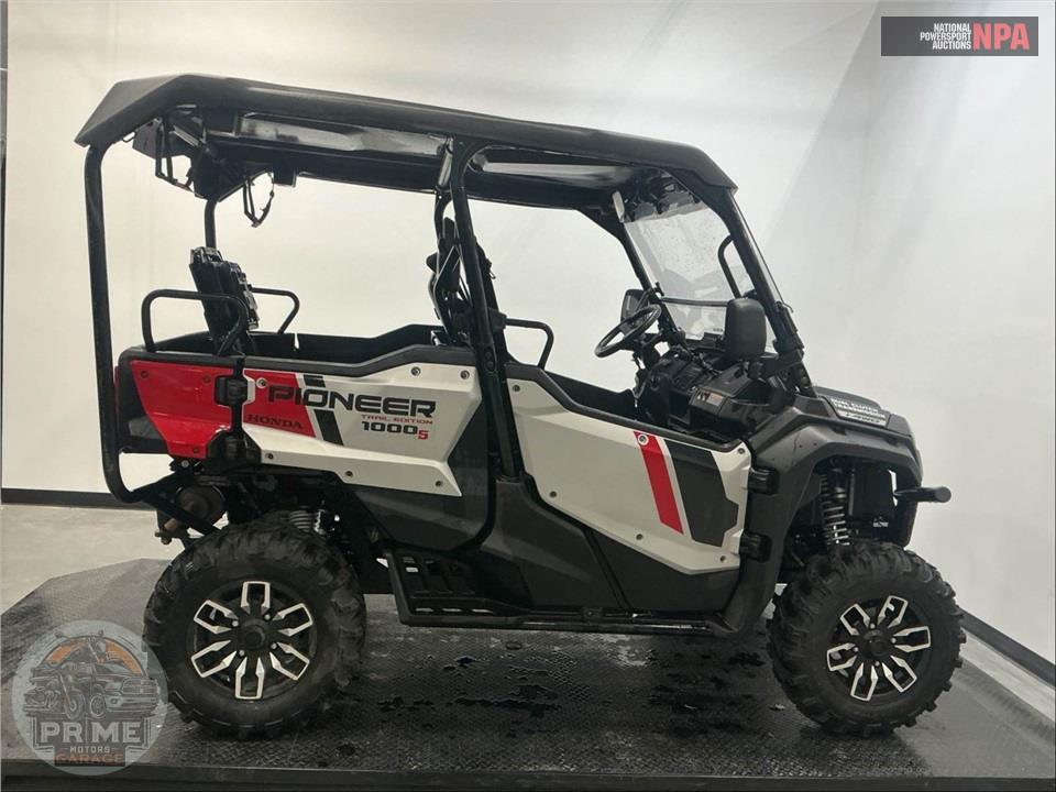 2022 Honda PIONEER 1000-5 TRAIL — фото 1