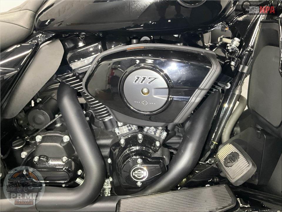 2025 Harley-Davidson FLHXU STEET GLIDE ULTRA — фото 6