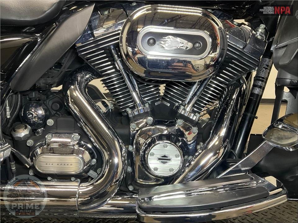 2011 Harley-Davidson FLTRU ROAD GLIDE ULTRA — фото 6