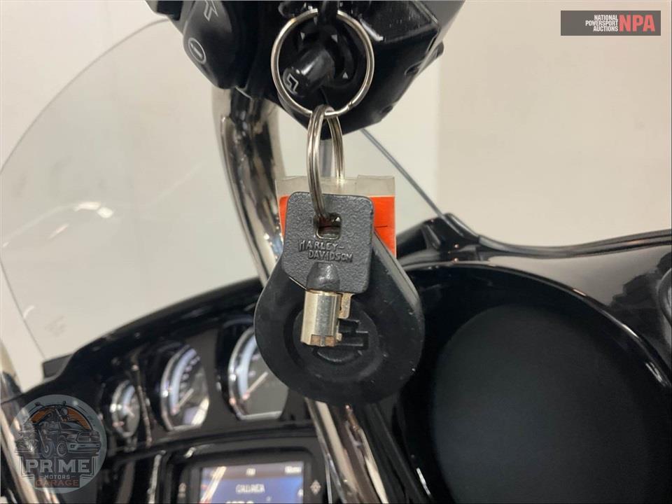 2018 Harley-Davidson FLHTK ULTRA LIMITED — фото 10