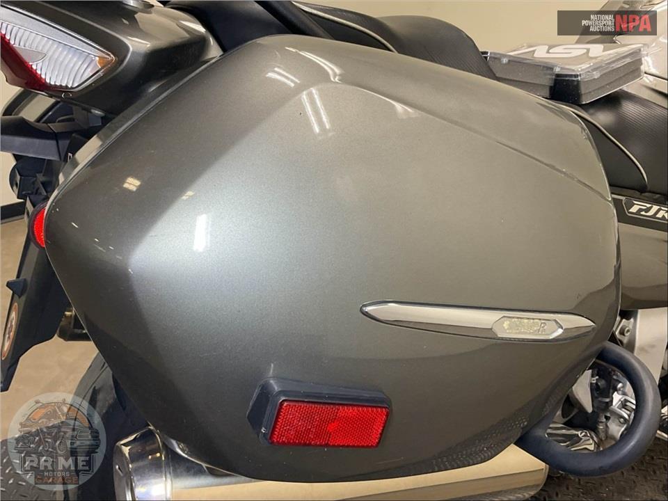 2013 Yamaha FJR1300 — фото 25