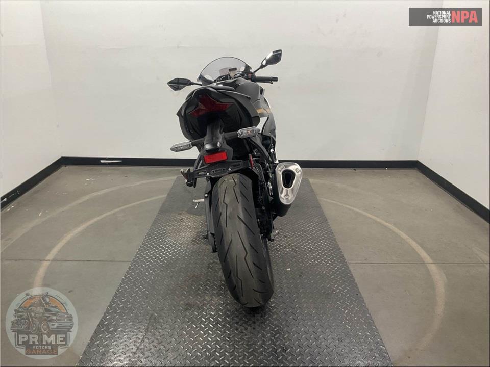 2026 Kawasaki NINJA ZX-6R ABS — фото 4
