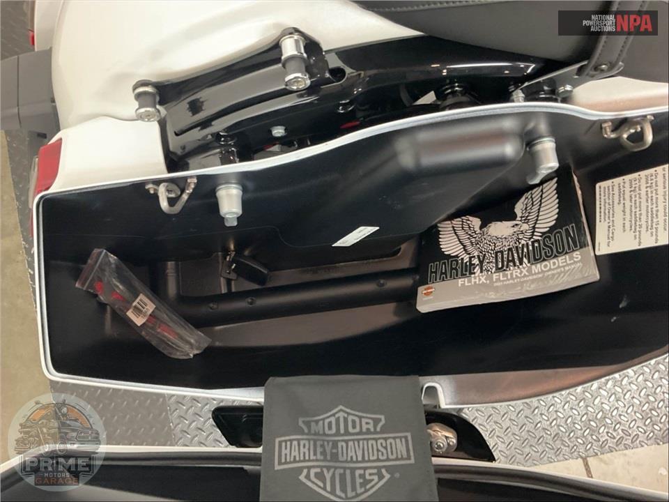 2025 Harley-Davidson FLHX STREET GLIDE — фото 18