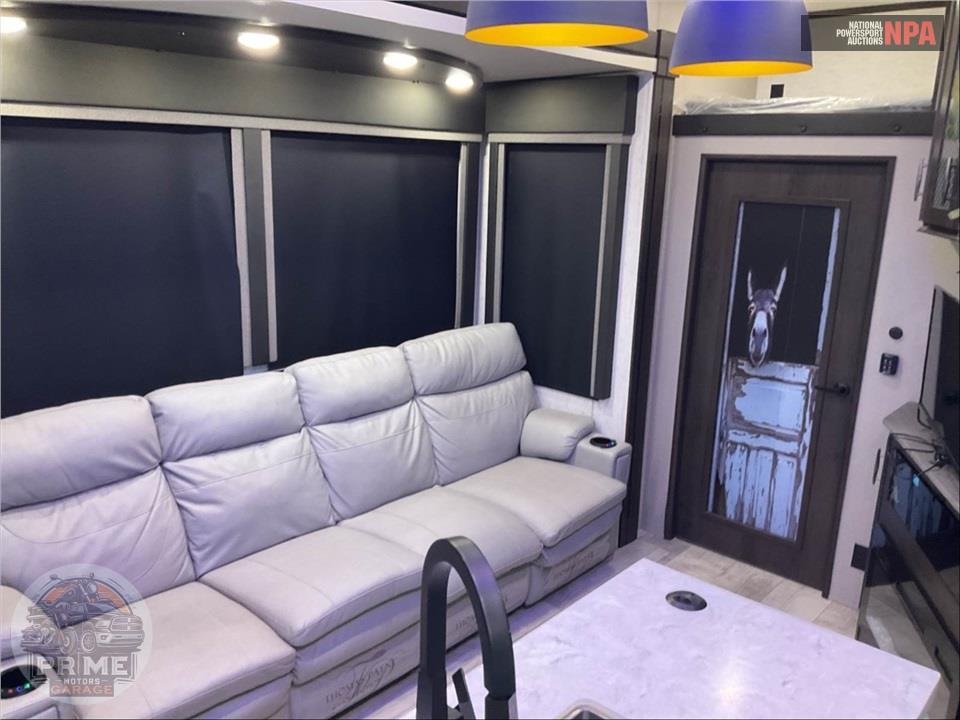 2021 Grand Design Recreational Vehicles M-381M - MOMENTUM TOY HAULER TOY HAULER SERIES — фото 7