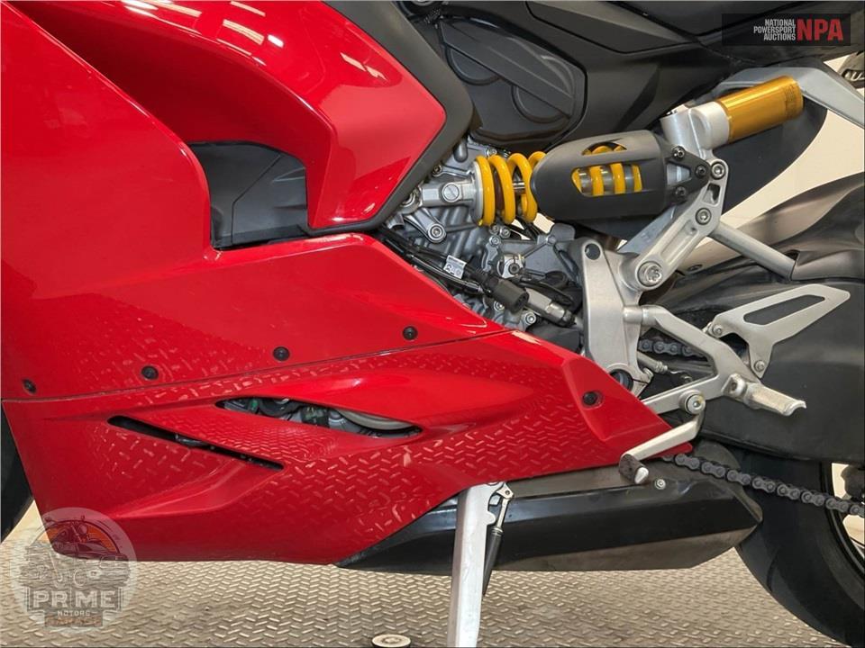 2023 Ducati PANIGALE V2 — фото 7