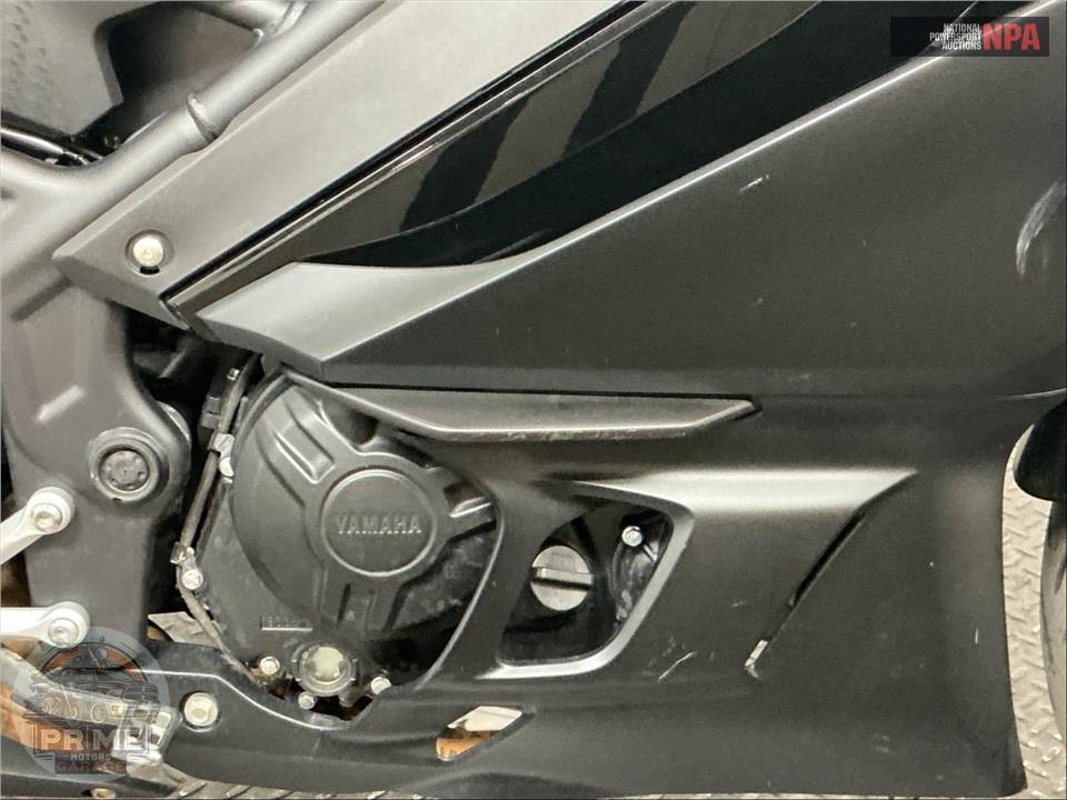 2023 Yamaha YZF-R3 — фото 6