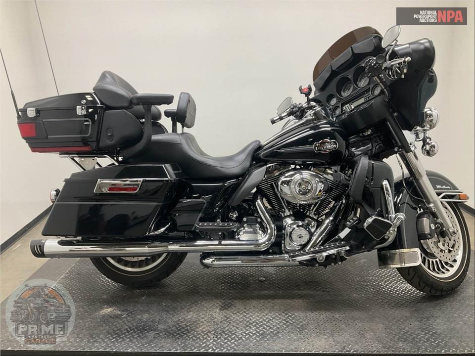 2012 Harley-Davidson FLHTCU UL CLSC EL GLIDE — фото 1