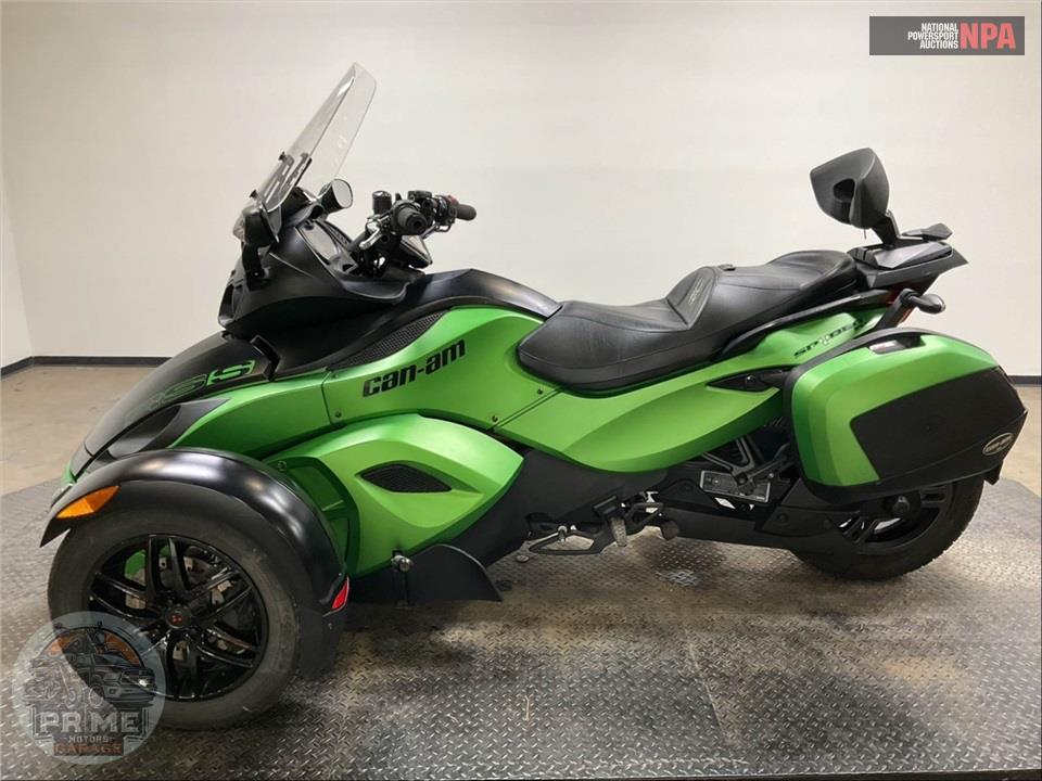 2012 Can-Am SPYDER RS-S SE5 — фото 3