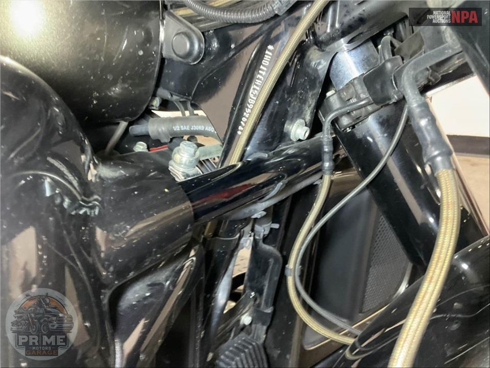 2018 Harley-Davidson FLHTKSE CVO LIMITED — фото 11