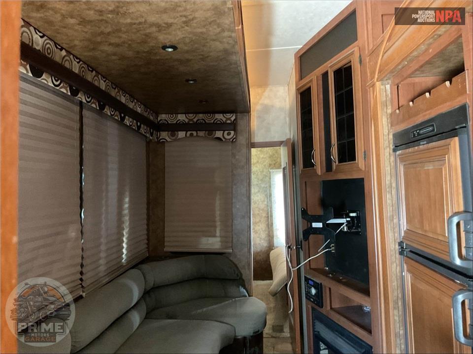2013 Sandpiper By Forest River M-376BHOK - FIFTH WHEEL SERIES — фото 7