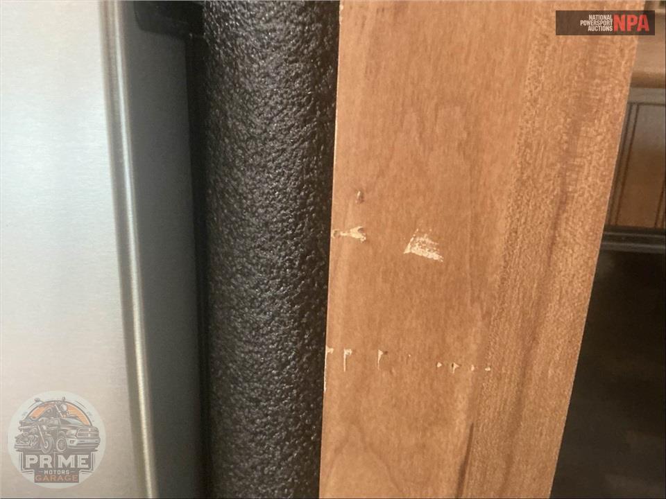 2017 Rockwood By Forest River M-8288WSA - SIGNATURE ULTRA LITE FIFTH WHEEL SERIES — фото 21