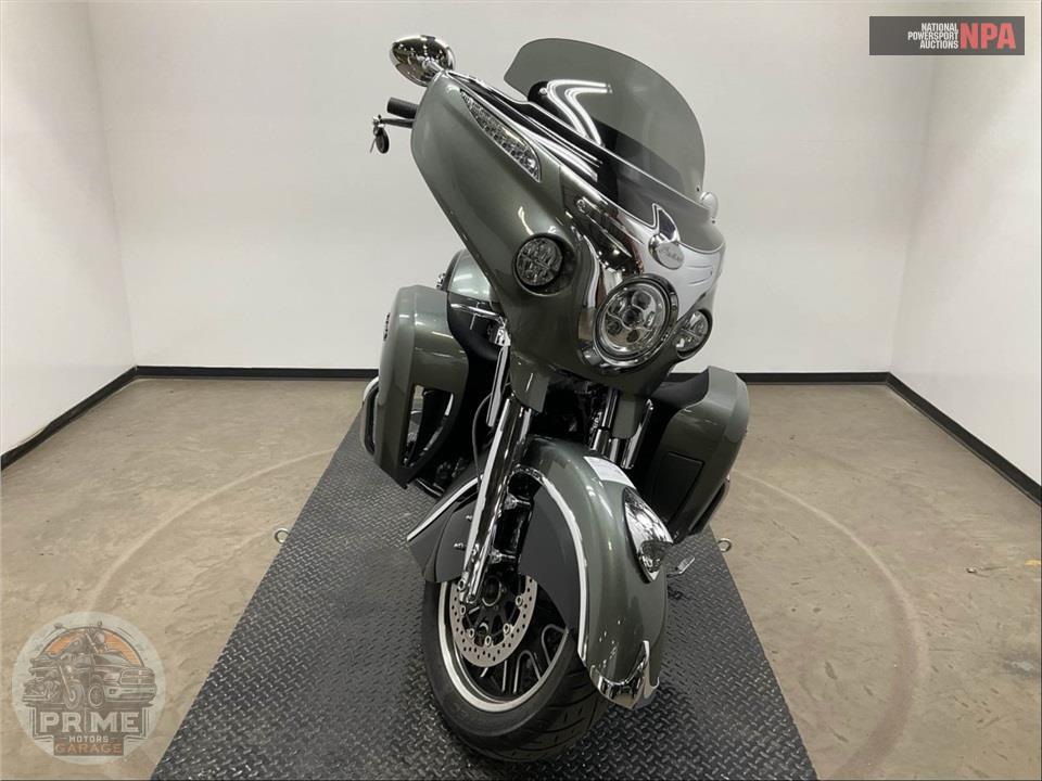 2021 Indian Motorcycle ROADMASTER (TWO-TONE) — фото 2