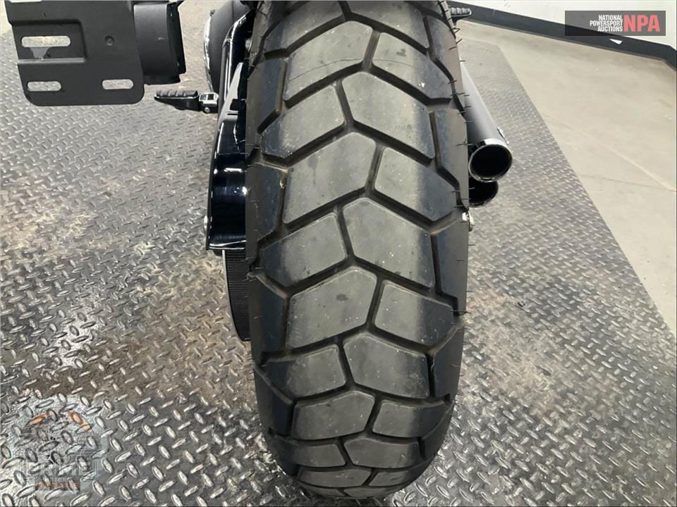 2022 Harley-Davidson FXFBS FAT BOB 114 — фото 18