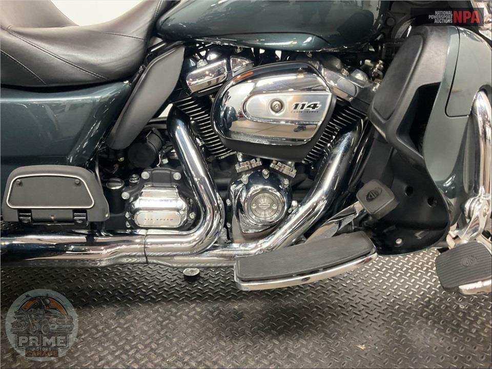 2020 Harley-Davidson FLHTCUTG TRI GLIDE ULTRA — фото 6