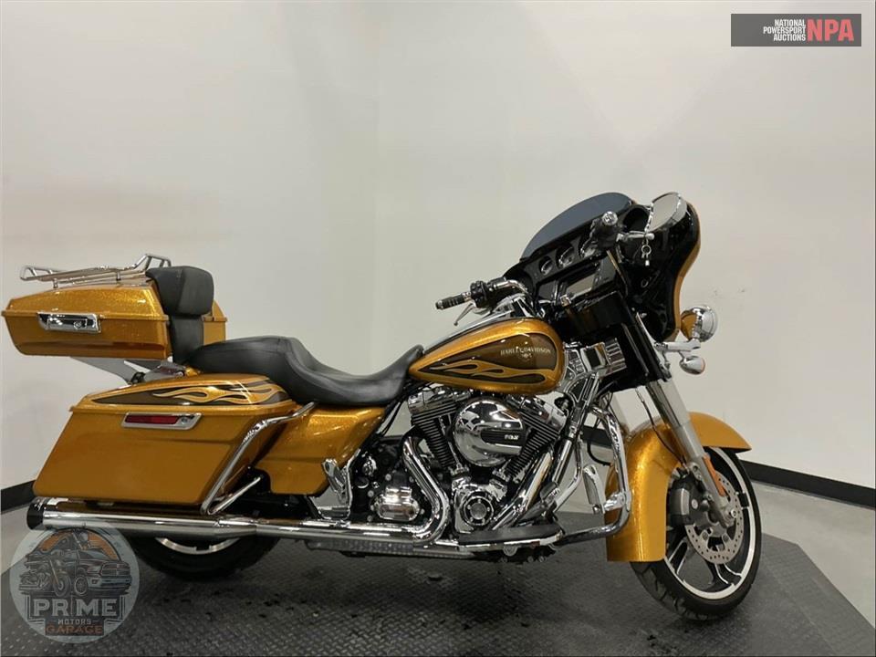 2016 Harley-Davidson FLHXS STREET GLIDE SPECIAL — фото 1