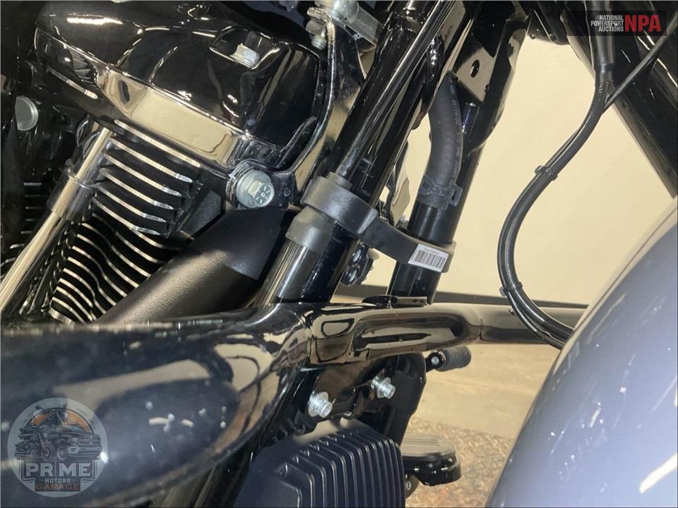 2022 Harley-Davidson FLHXS STREET GLIDE SPECIAL — фото 11