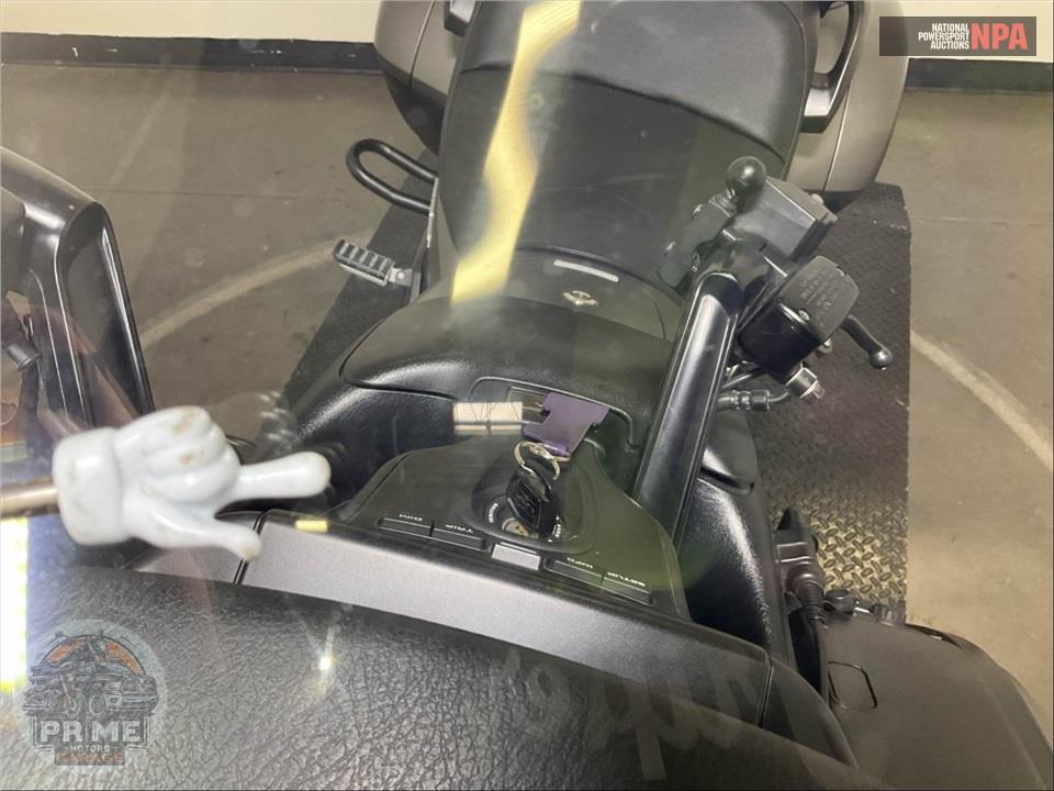 2015 Honda GL18BDF GOLDWING F6B DELUXE — фото 11
