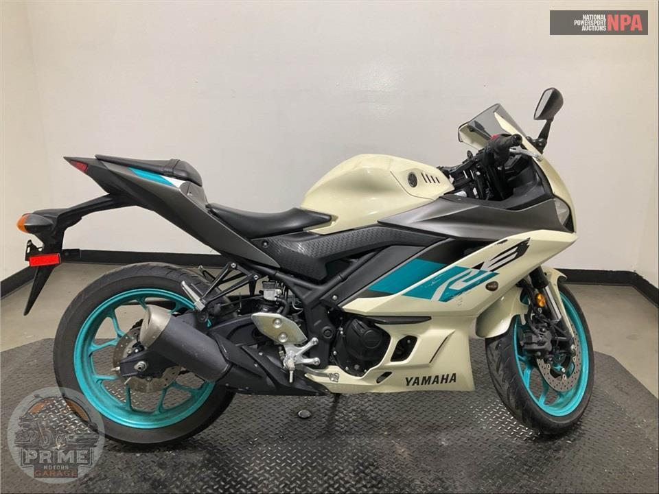 2024 Yamaha YZF-R3 — фото 1