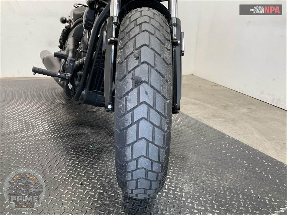 2025 Indian Motorcycle SCOUT BOBBER LIMITED (SMOKE) — фото 14