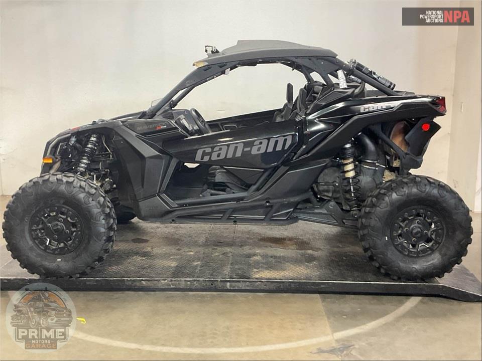 2023 Can-Am MAVERICK X3 RS TURBO RR 72 — фото 3