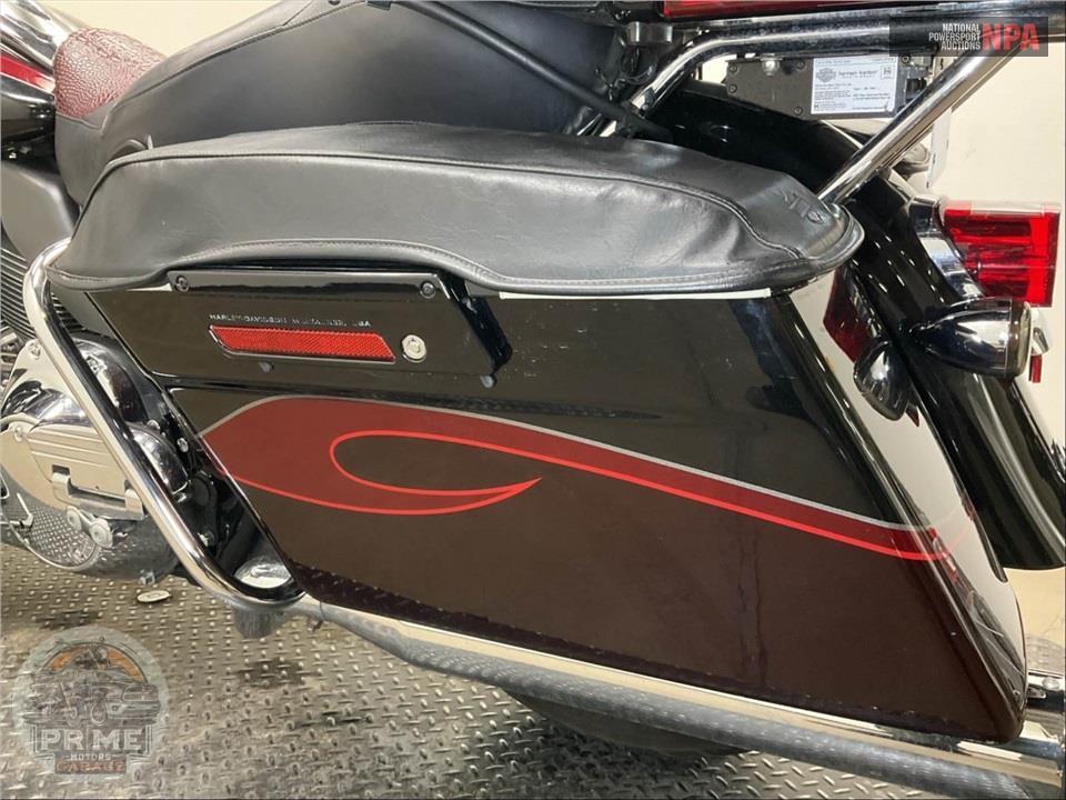 2013 Harley-Davidson FLHTCUSE8 SCREAMIN EAGLE — фото 30