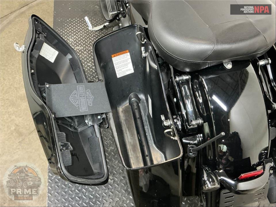 2019 Harley-Davidson FLTRXS ROAD GLIDE SPECIAL — фото 34