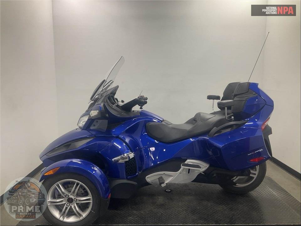 2012 Can-Am SPYDER RT-S SE5 — фото 3