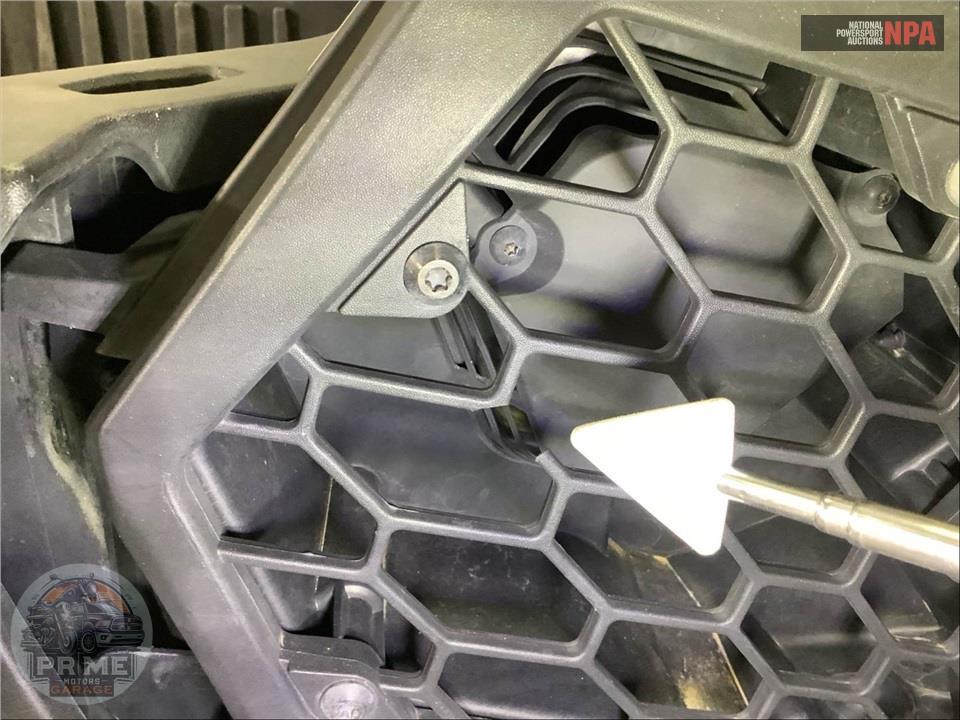 2025 Can-Am COMMANDER MAX XT-P 1000R — фото 47