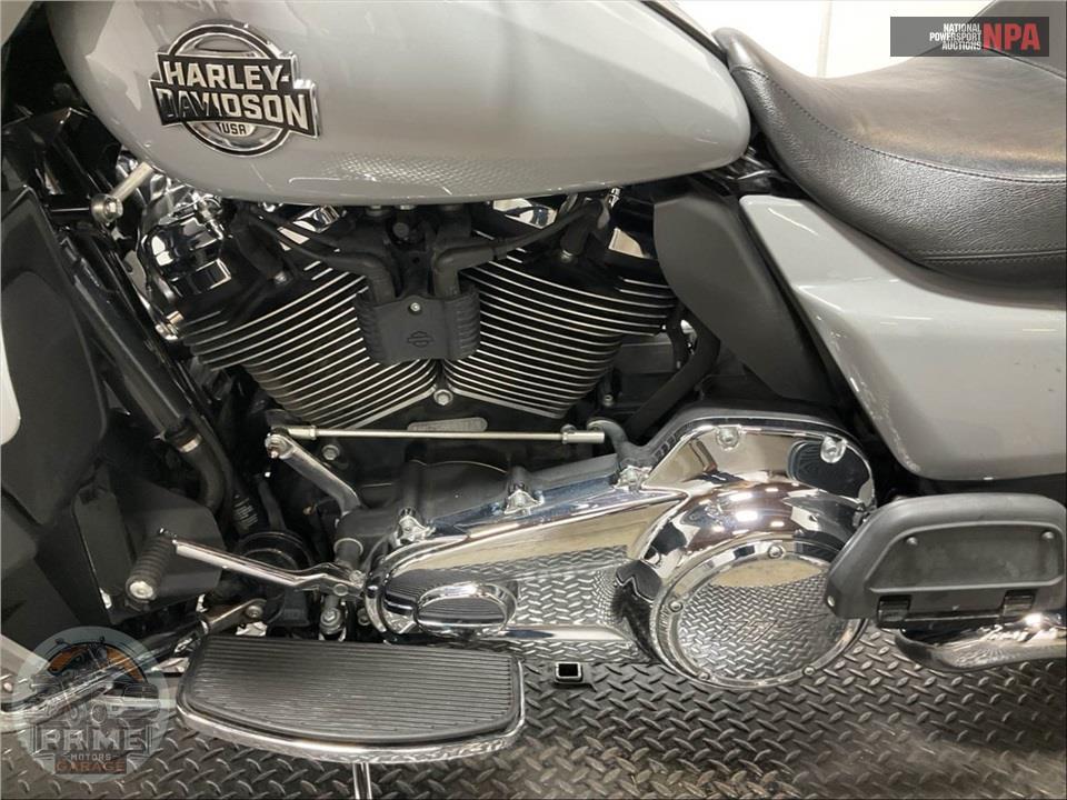 2025 Harley-Davidson FLHXU STEET GLIDE ULTRA — фото 7