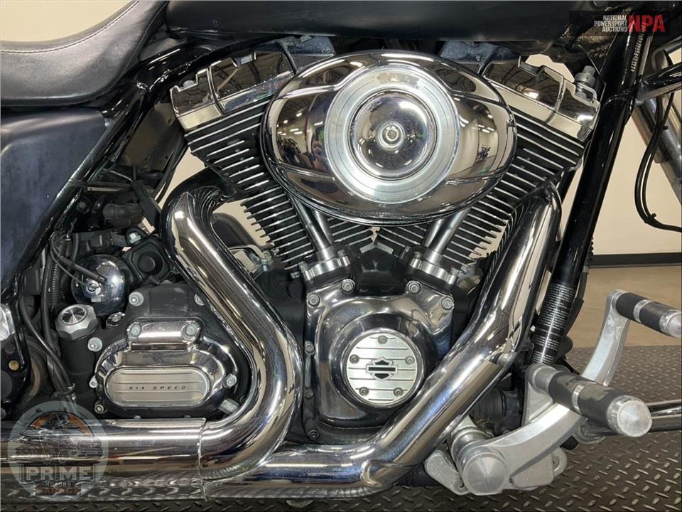 2011 Harley-Davidson FLHX-103 STREET GLIDE — фото 6