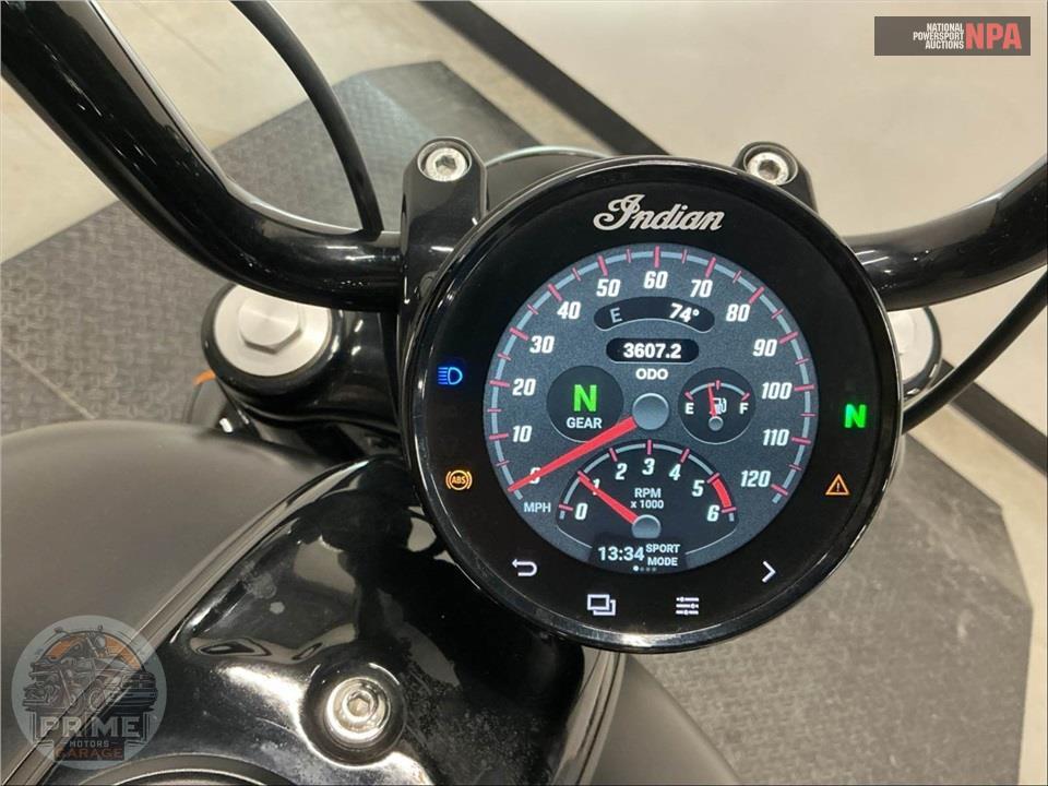 2022 Indian Motorcycle CHIEF BOBBER DARK HORSE — фото 5