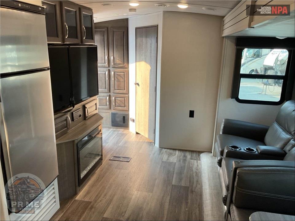 2021 Keystone Rv M-26 RBS - COUGAR SERIES — фото 9