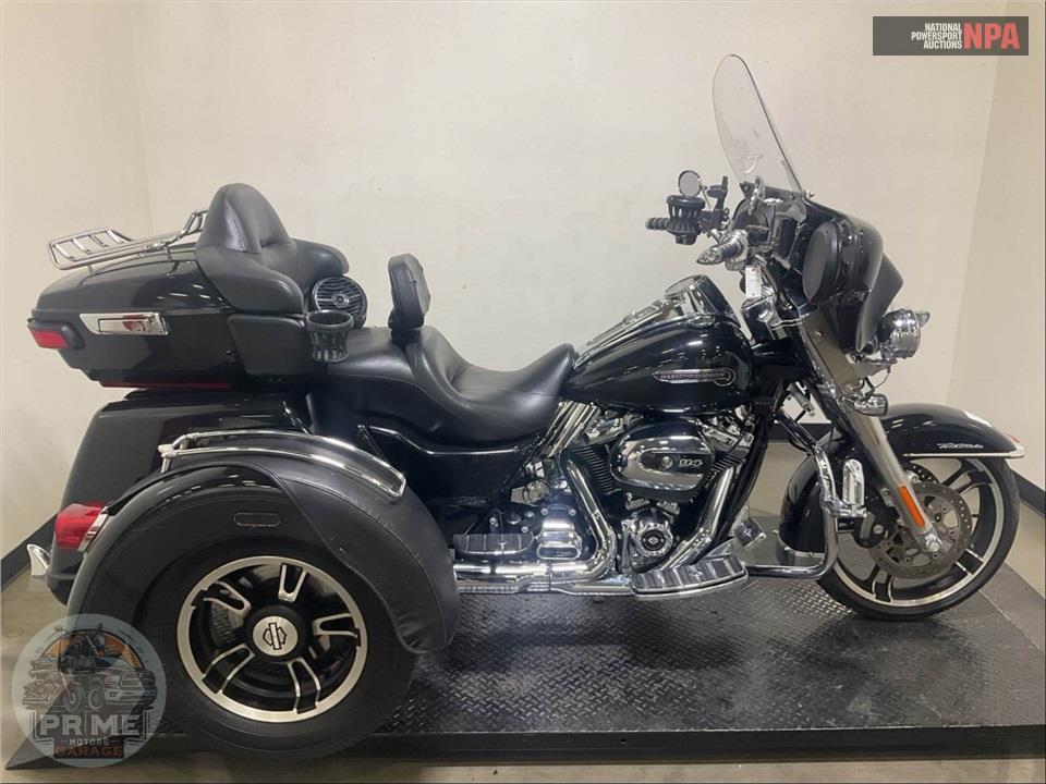 2019 Harley-Davidson FLRT FREEWHEELER — фото 1