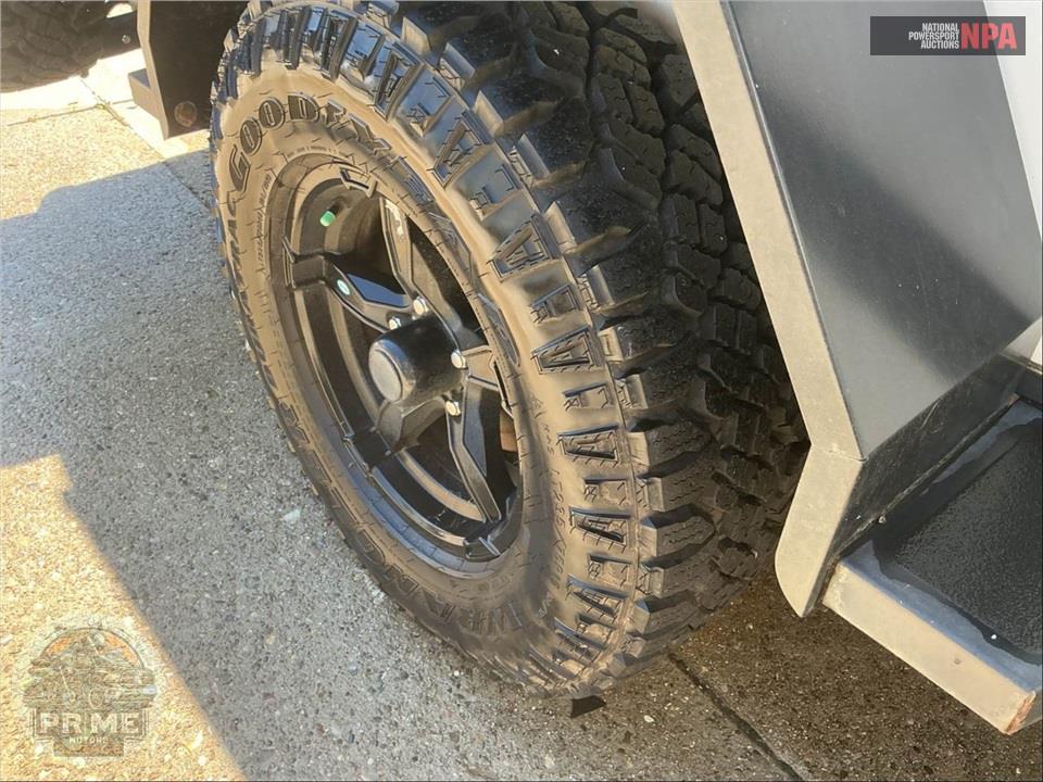 2022 No Boundaries M-10.6 - 10 TOY HAULER SERIES — фото 27