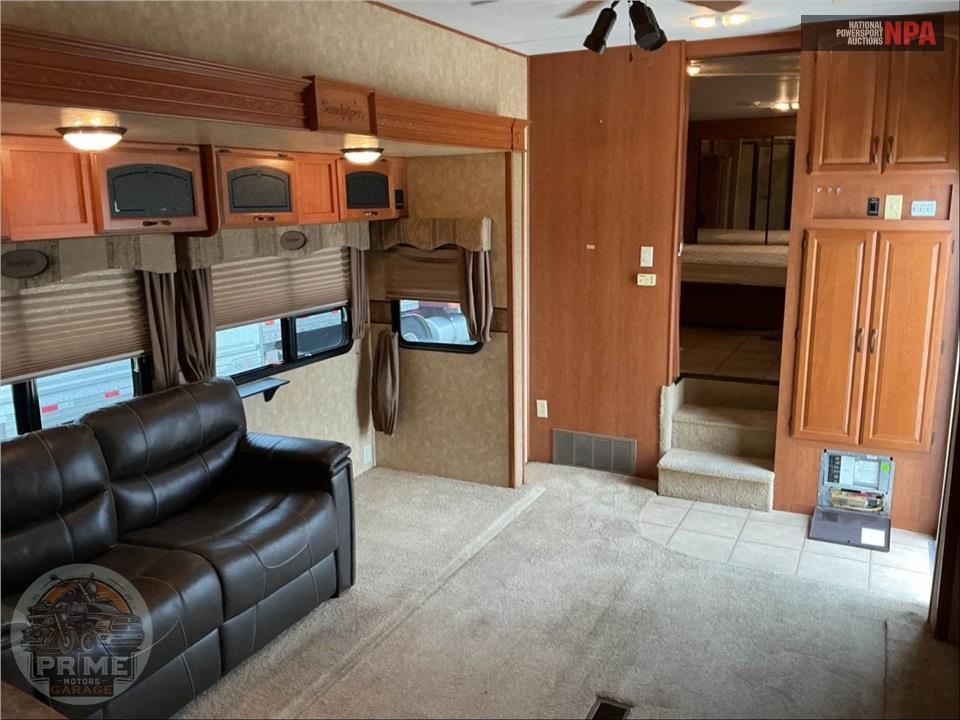 2009 Sandpiper By Forest River M-335RGT - FIFTH WHEEL SERIES — фото 17