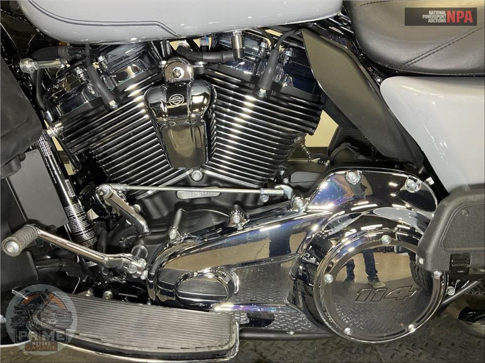 2024 Harley-Davidson FLHTCUTG TRI GLIDE ULTRA CLASSIC — фото 7