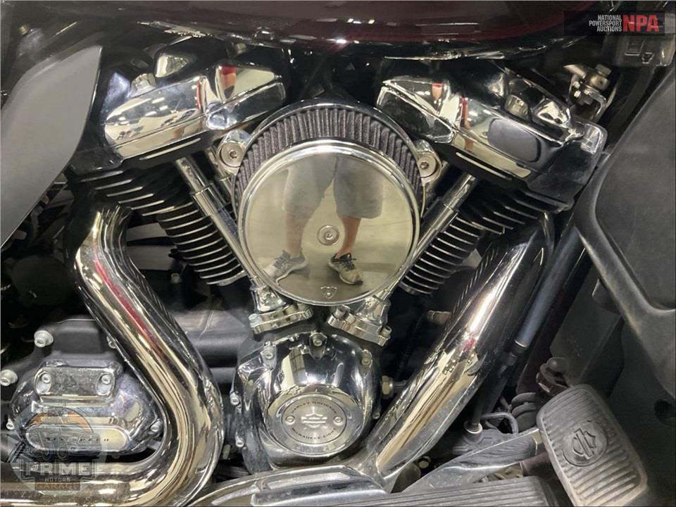 2022 Harley-Davidson FLHTCUTG TRI GLIDE ULTRA CLASSIC — фото 6