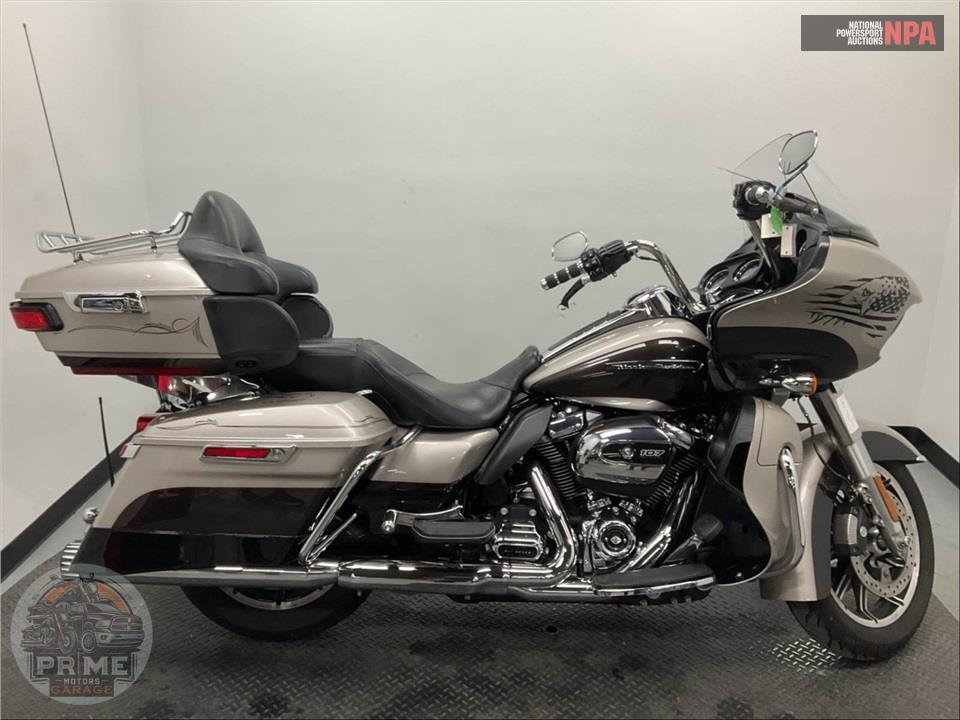 2018 Harley-Davidson FLTRU ROAD GLIDE ULTRA — фото 1