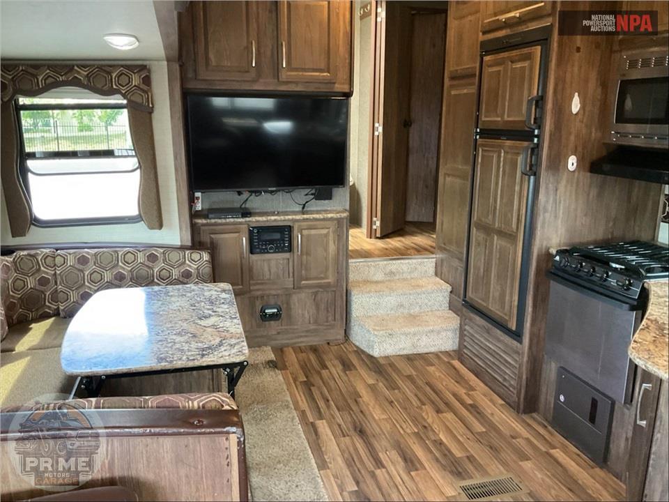 2016 Keystone Rv M-277 RLSWE - COUGAR FIFTH WHEEL SERIES — фото 7